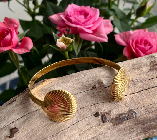 18ct Gold Plated Adjustable Sea Shell Bangle